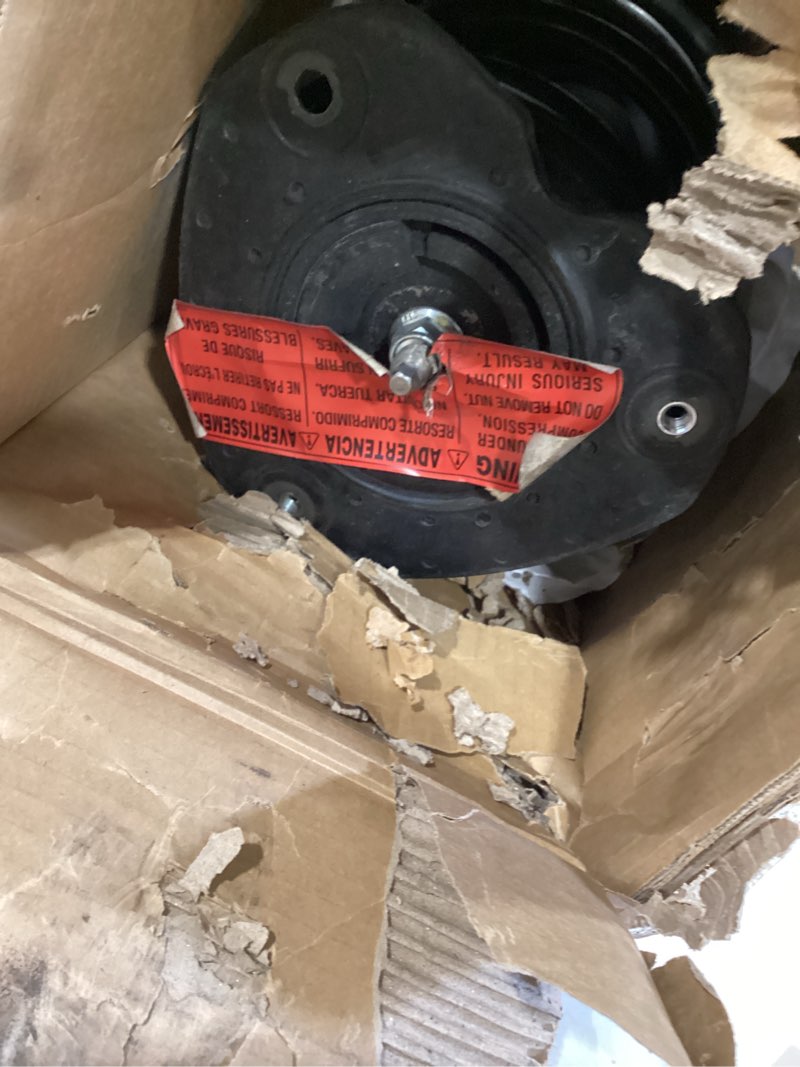 Condition photo showing Good Condition for monroe quick-strut 172393 suspension strut and coil spring assembly for nissan altima