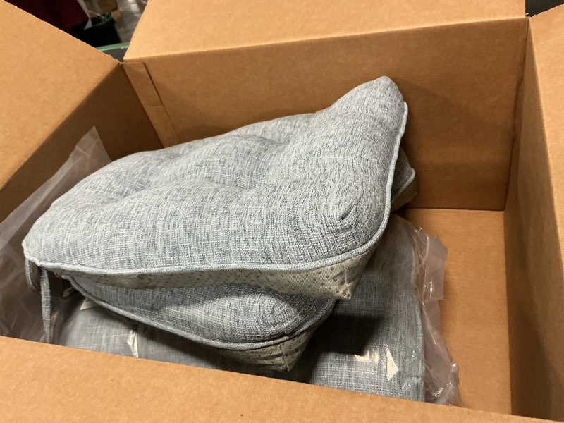 Condition photo showing Good Condition for Chair Cushions for Dining Chairs Set of 4, Kitchen Chair Cushions, Chair Pads with Ties and Non Slip Backing, Tufted Memory Foam Seat Cushion 4 Pack, 15.5" x 15.5" x 4", Baby Blue 15.5" x 15.5" x 4" Baby Blue 4
