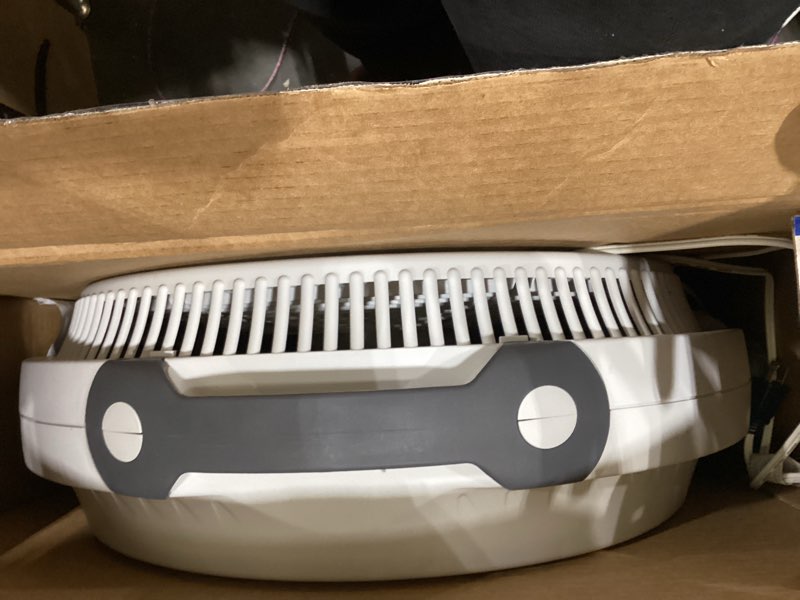 Condition photo showing Good Condition for Lasko Wind Machine Fan, Air Circulator Fan with 3 Speeds, 20" Model 3300, Gray