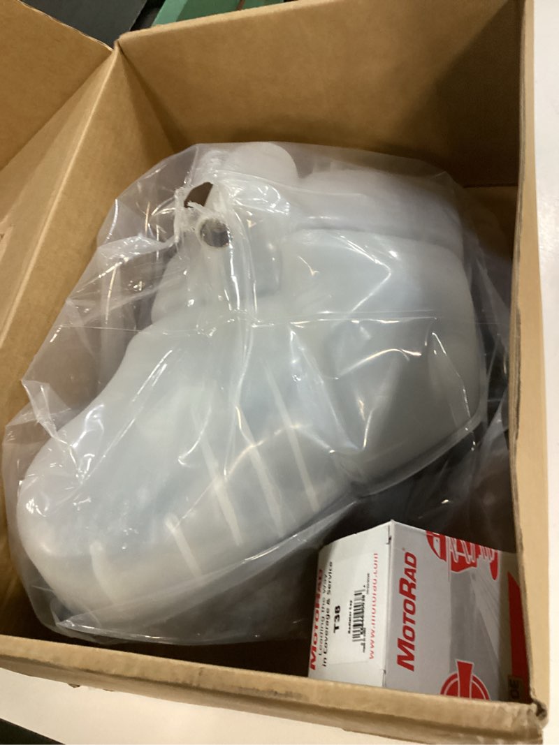 Condition photo showing Good Condition for cns engine coolant reservoir tank with cap compatible with 03 - 07 ford excursion / f-series super duty 5.4l v8 / 6.0l diesel turbo / 6.8l v10