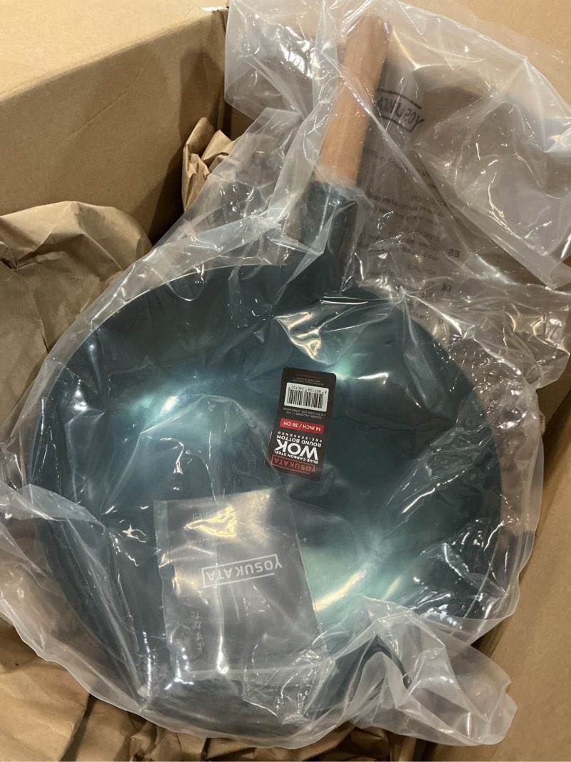 Condition photo showing Good Condition for YOSUKATA 14” Round Bottom Carbon Steel Wok Pan – Blue Pre-Seasoned Pow Wok for Stir Fry, BBQ & Camping – Traditional Japanese & Chinese Cookware – Compatible with Gas Stoves & Open Fire Only 14" Blue
