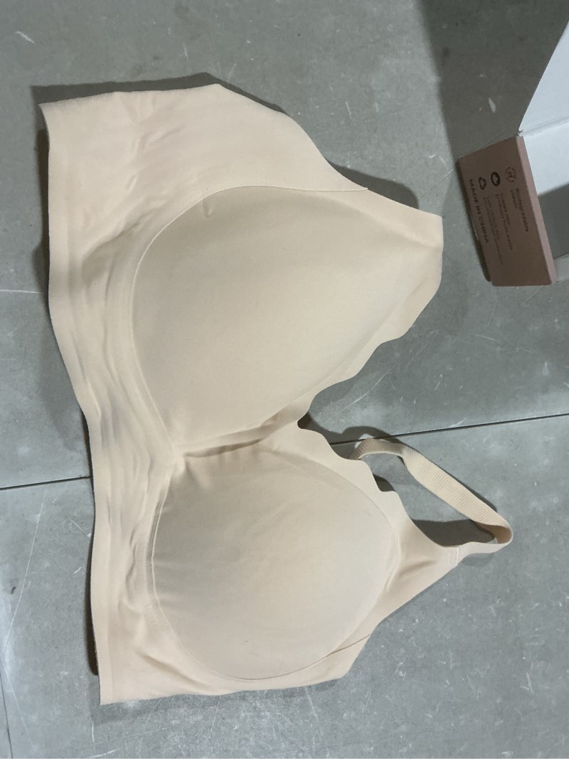 Condition photo showing Good Condition for womens wireless bras push up bralette supportive everyday bras seamless full coverage comfort t-shirt bra beige medium