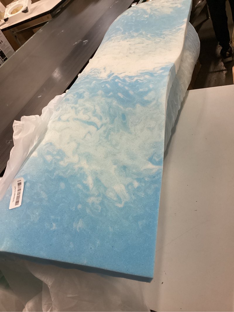 Condition photo showing As Is for SINWEEK 2 Inch Mattress Topper 5-Zone Memory Foam Mattress Topper Pressure Relief Soft Mattress Pad, CertiPUR-US Certified, Twin Size Blue Twin 2 Inch-Blue