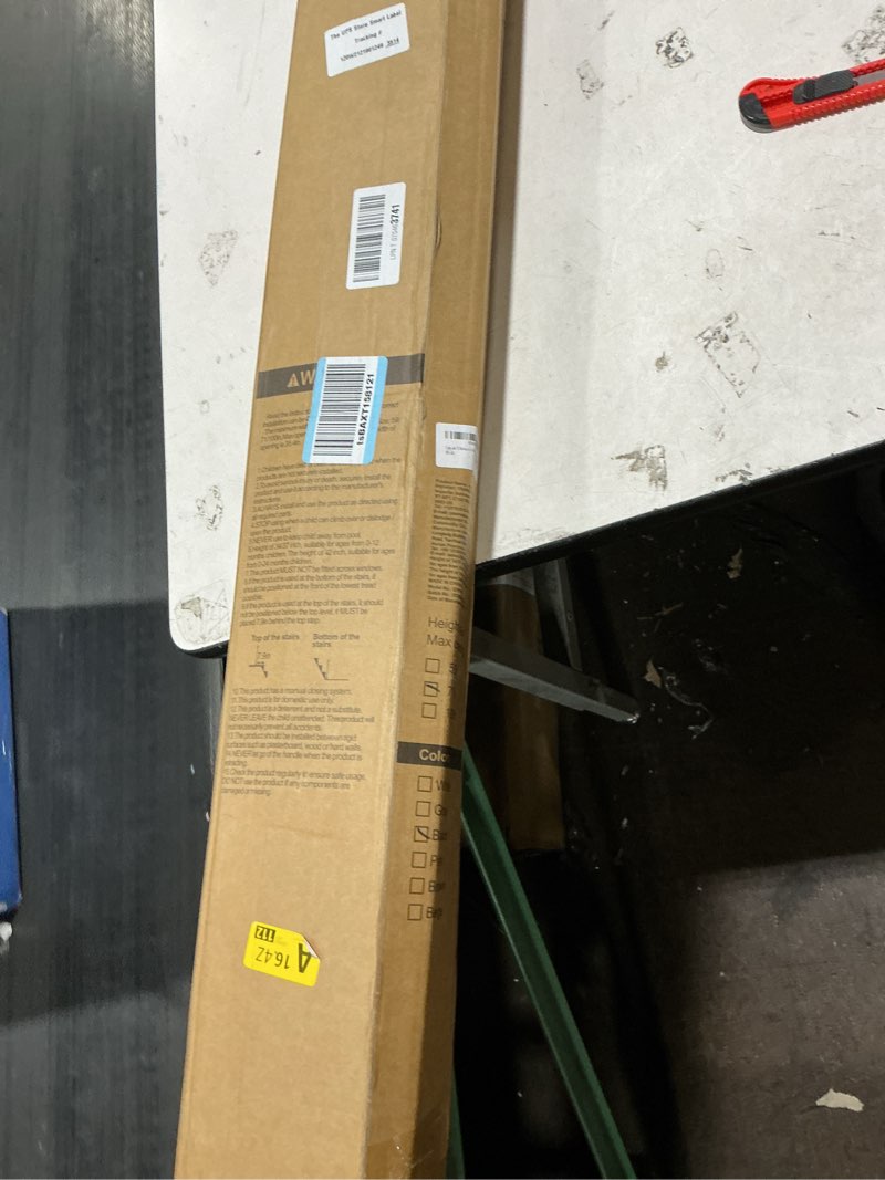 Condition photo showing Good Condition for miumoon 71 inch retractable baby gates 42 inch tall, retractable gate with reinforced strip design to prevent crawling through, 6 ft retractable dog gate for stairs, doorways, hallways, indoor/outdoor black 42" tall x 71" wide
