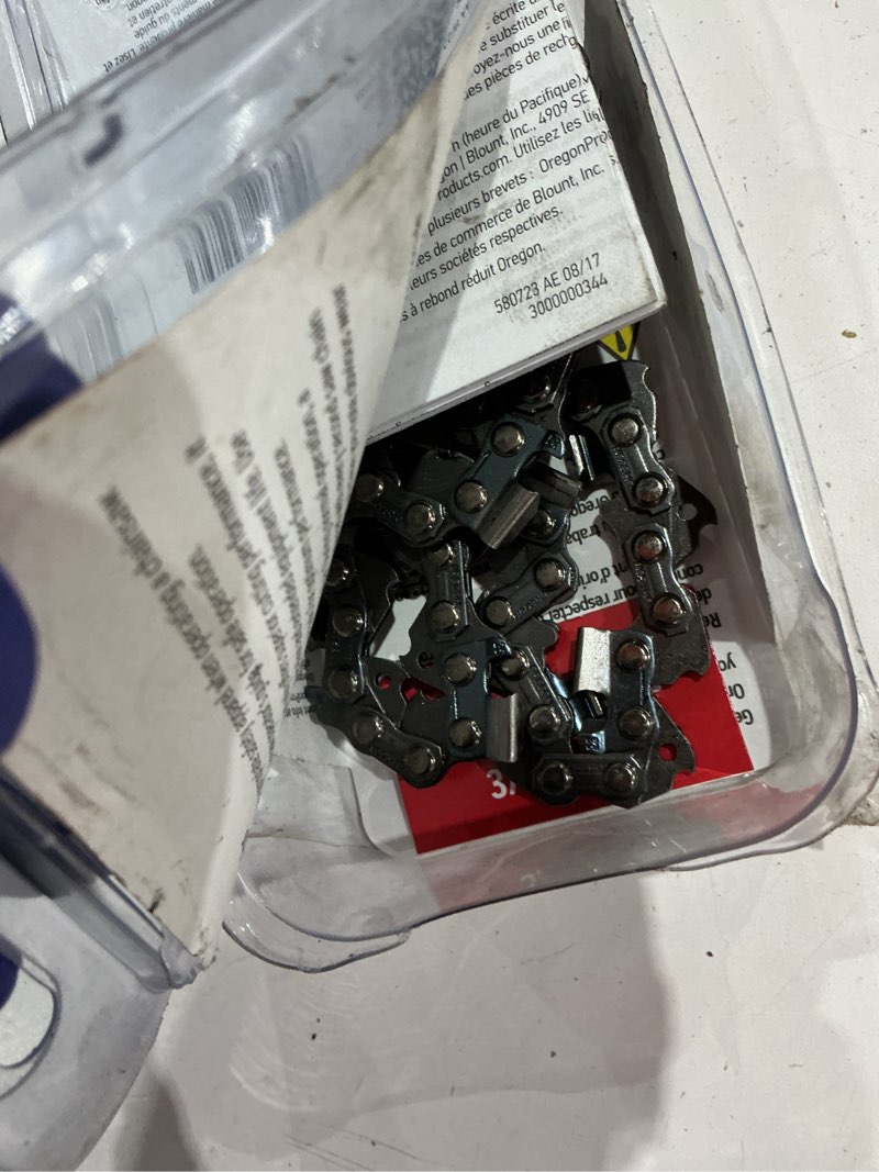 Condition photo showing As Is for oregon h72 72 link replacement chainsaw chain for 18-in, 0.05-in gauge,0.325-in pitch