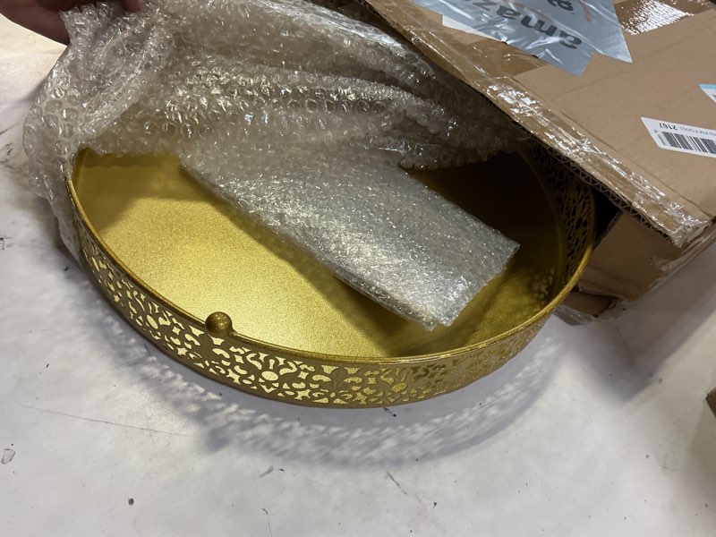 Condition photo showing New/Like New for Wenqik 14 Inch Gold Cake Stand Set Metal Round Cupcake Dessert Stand with Cake Cutting, Spatula Wedding Cupcake Pastry Display Candy Holder Display for Wedding Party Birthday Baby Shower(Classic) 14 Inch Classic