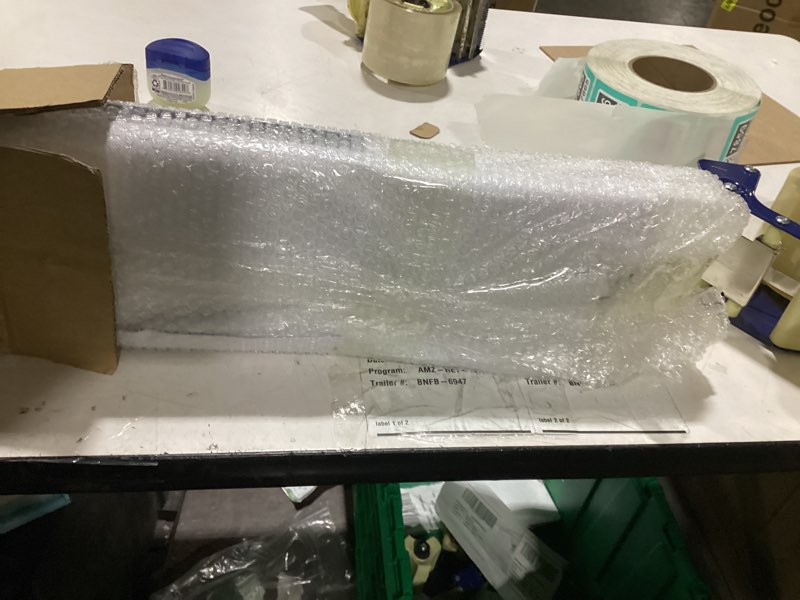 Condition photo showing New/Like New for VASMIA Luggage Rack, Folding Suitcase Stand with Storage Shelf,Bamboo Luggage Stand for Guest Room,Bedroon and Hotel,Holds up to 131 lb,Fit Most Luggage Size,White White 1