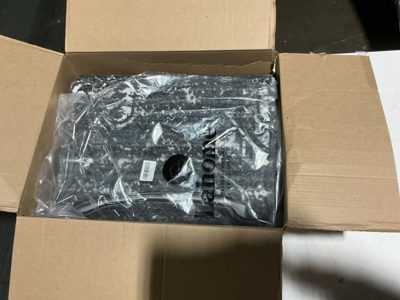 Condition photo showing Good Condition for Lahome 8x10 Area Rugs for Living Room Washable Rugs 8x10 Black Large Rug Indoor Carpet, Vintage Distressed Rug Soft Non Slip Area Rug for Bedroom Dining Room Home Office(8 x 10, Black/Grey) 8' x 10' (Rectangular) Black/Grey