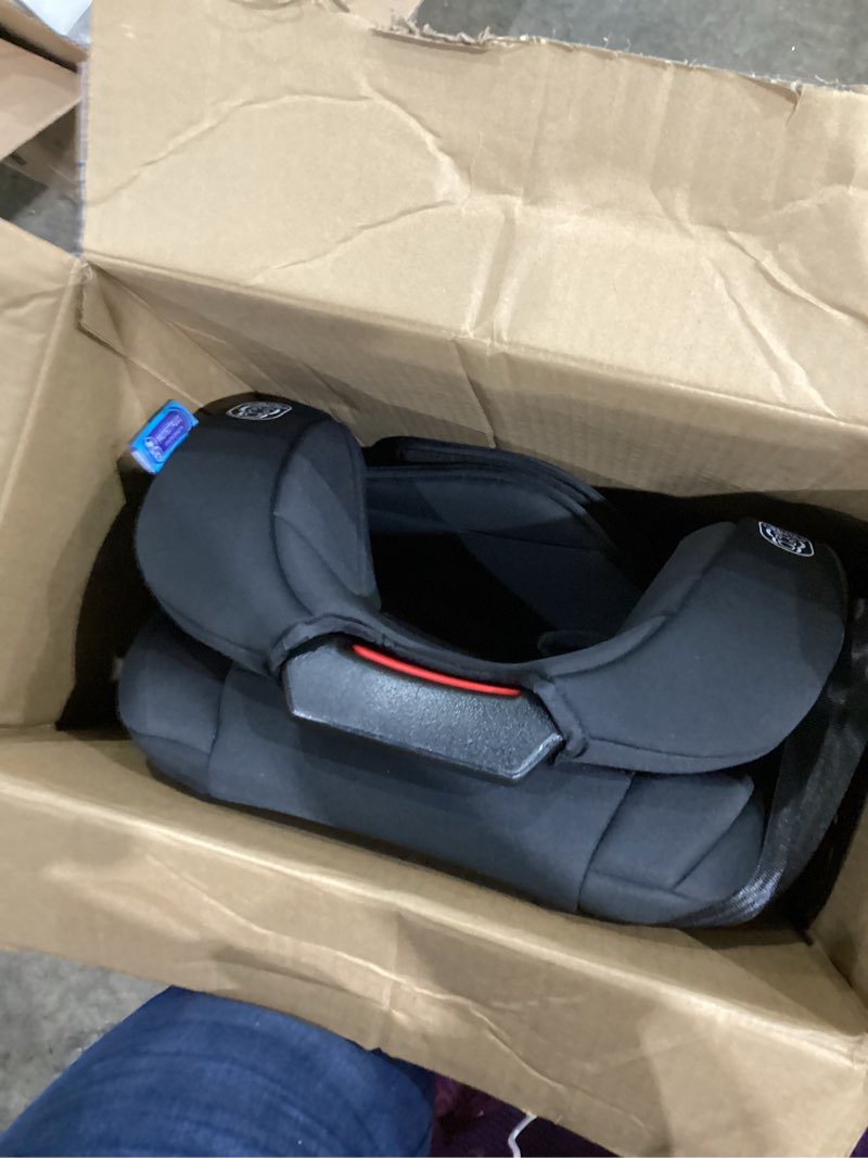 Condition photo showing Good Condition for graco tranzitions 3-in-1 harness booster car seat, forward facing car seat, highback, to backless booster, black