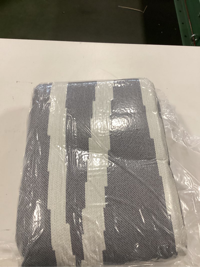 https://lotting-media.assets.bidfta.com/lotting_ea57baf8-e5bf-4daf-9acc-3ddd5a313656