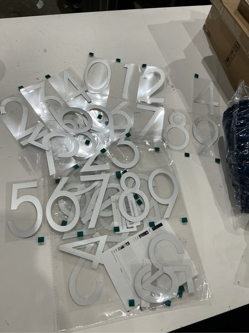 Condition photo showing Good Condition for 4 inch reflective mailbox numbers for outside, 5 sets number stickers with sticky tabs for easy backing peeling, pre-cut self adhesive vinyl house numbers 4" white reflective