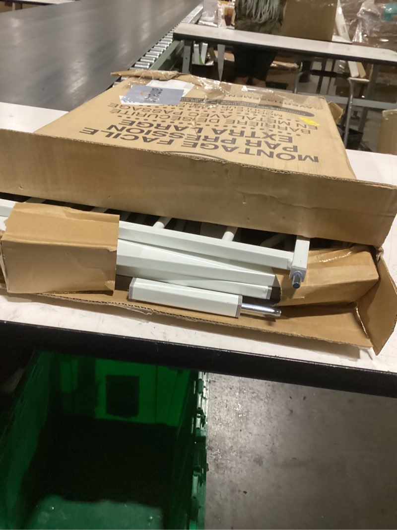 Condition photo showing New/Like New for regalo safety 29-49" easy step extra wide baby gate for doorways & bottom of stairs, pressure mounted safety gate with door for babies, toddlers & pets, white white 29-49"w x 30"h