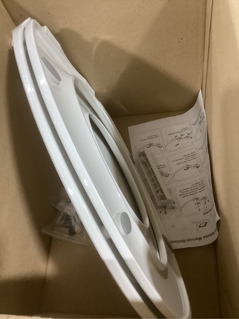 Condition photo showing Good Condition for bemis 500ec 390 toilet seat with easy clean & change hinges, 1 pack round, cotton white round basic