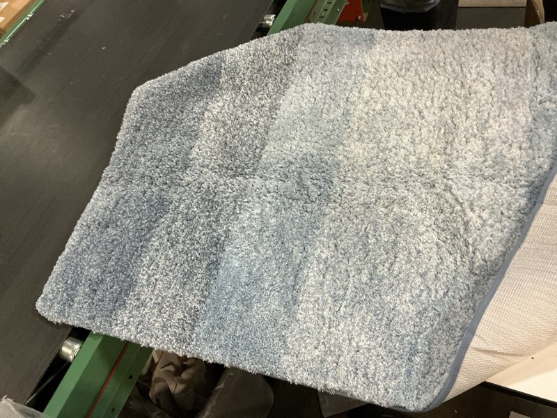 Condition photo showing Good Condition for ((Similar))Merelax Fluffy Rug Shaggy Area Rug, Baby Blue 2x3 Small Rugs for Bedroom, Mini Fuzzy Plush Kids Bedside Rug, Soft Non-Slip Entryway Throw Rugs Shag Catpet for Living Room Nursery Room Home Decor 2' x 3' (Rectangular) Baby Blue