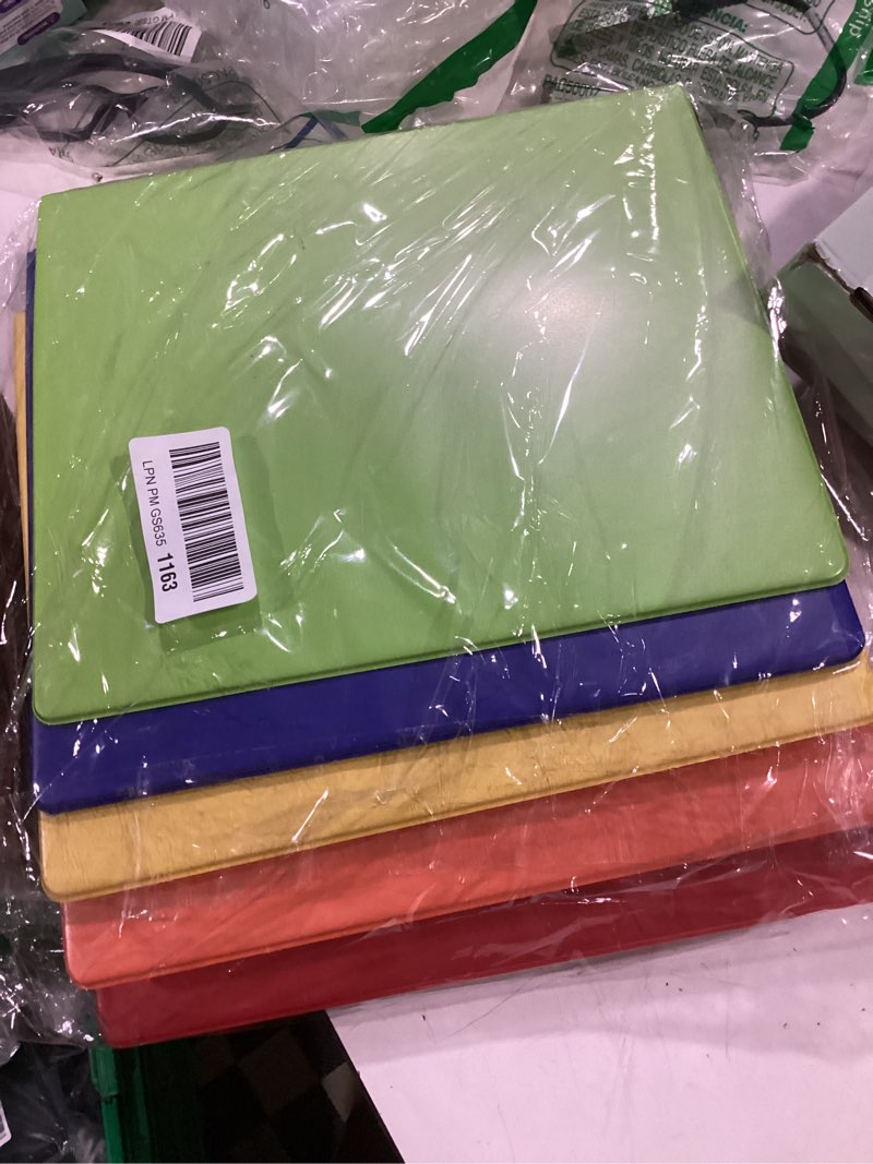 Condition photo showing Good Condition for 0.5-inch 3-ring binder with 2 interior pockets, 0.5'' basic binders holds us letter size 8.5'' x 11''for office/home/back to school, 6 pack (assorted 6 colors)