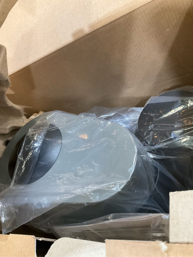 Condition photo showing Good Condition for nespresso vertuo plus coffee and espresso maker by de'longhi, grey
