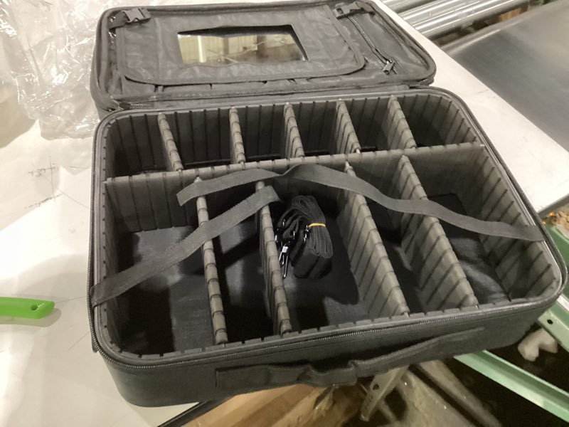 Condition photo showing New/Like New for Professional style make up bag