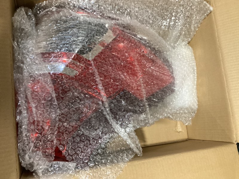 Condition photo showing As Is for karpal tail light