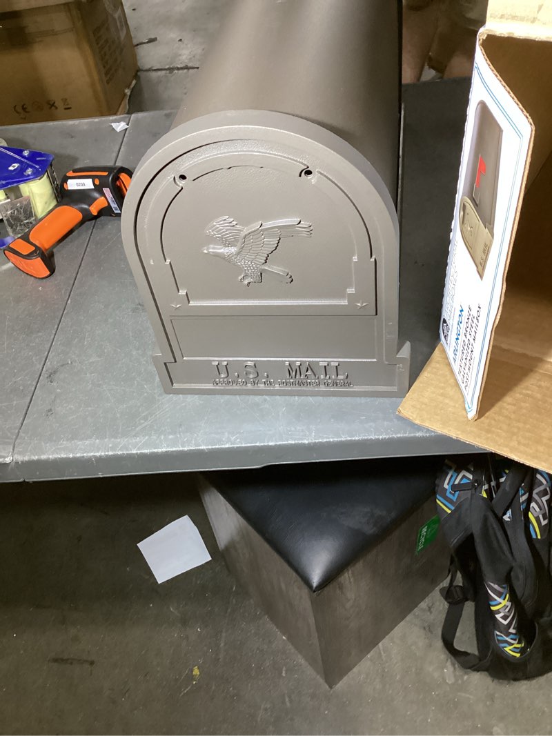 https://lotting-media.assets.bidfta.com/lotting_ea759aa8-3c56-4204-a791-88847a6da02d