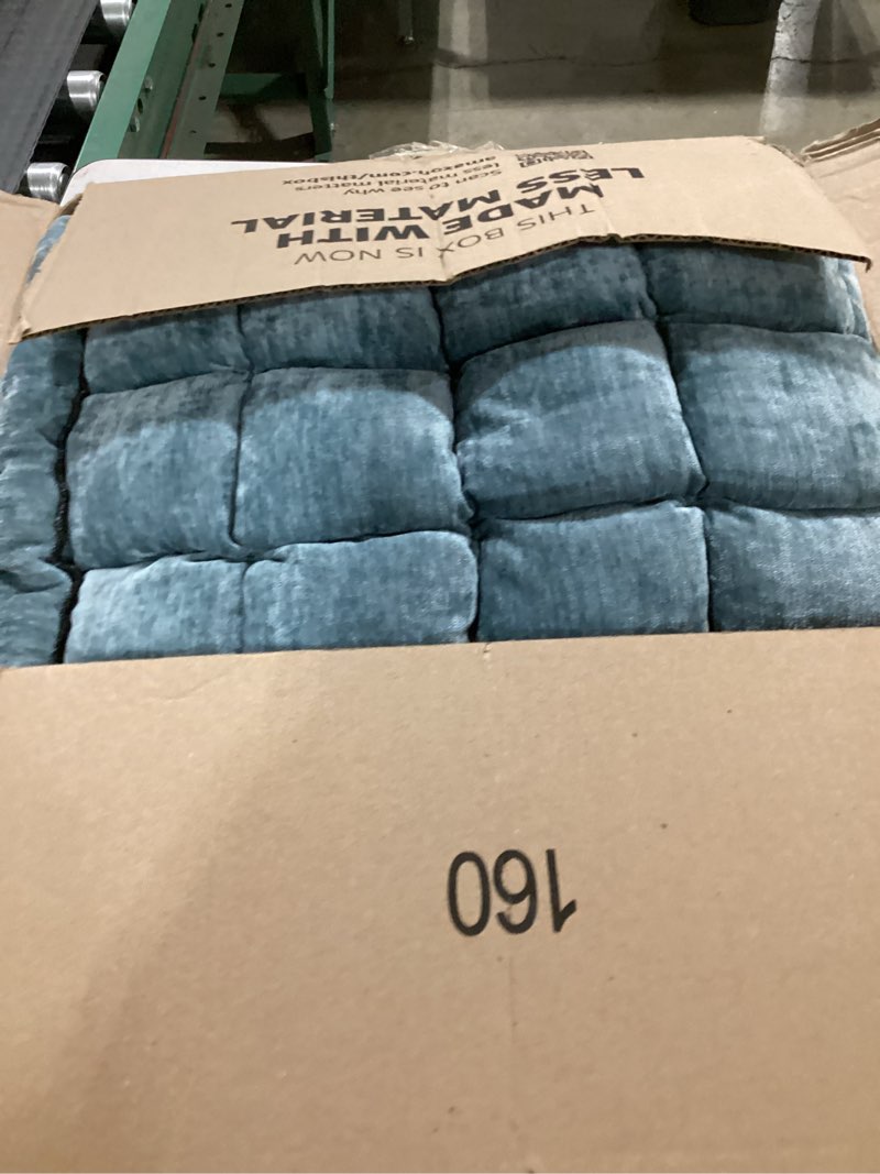 Condition photo showing Good Condition for Dog Couch Cover Protector, Heavy Pet Couch Covers, Couch Covers for Dogs Washable, Non-Slip Pet Bed Mat Sofa Covers Couch Cushion Covers (Blue, 27.6" x 59.1") 27.6" x 59.1" Blue
