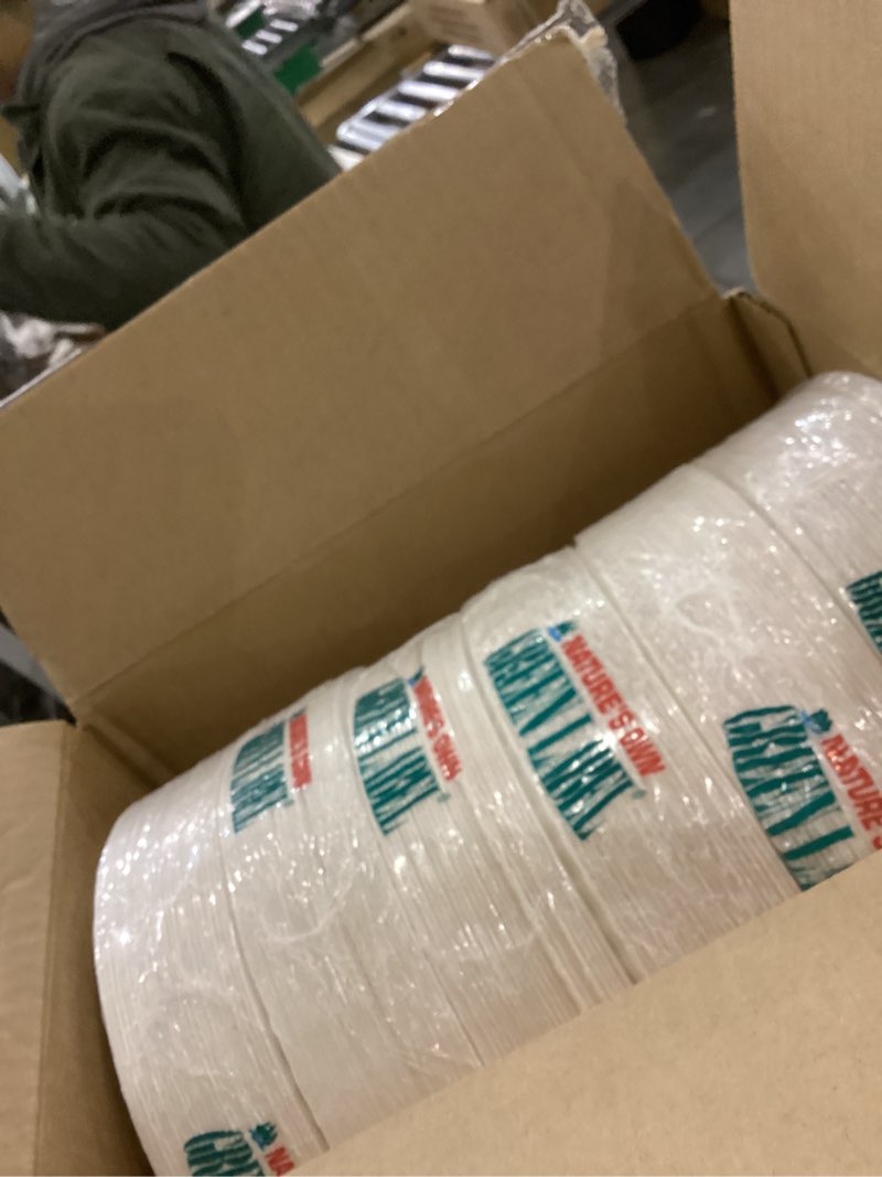 Condition photo showing New/Like New for Nature s Own Green Label Paper Plates  9   White  100 Ct