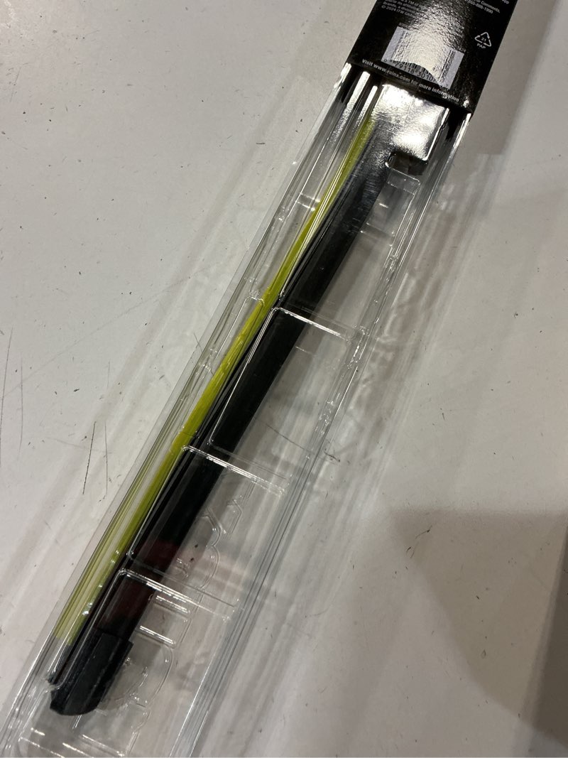 Condition photo showing Good Condition for rain-x silicone advantedge wiper blade 24" windshield wiper blades replacement, all-weather performance lasts 2x longer, premium beam, installock adapter for easy fit (pack of 1) 24" silicone advantedge