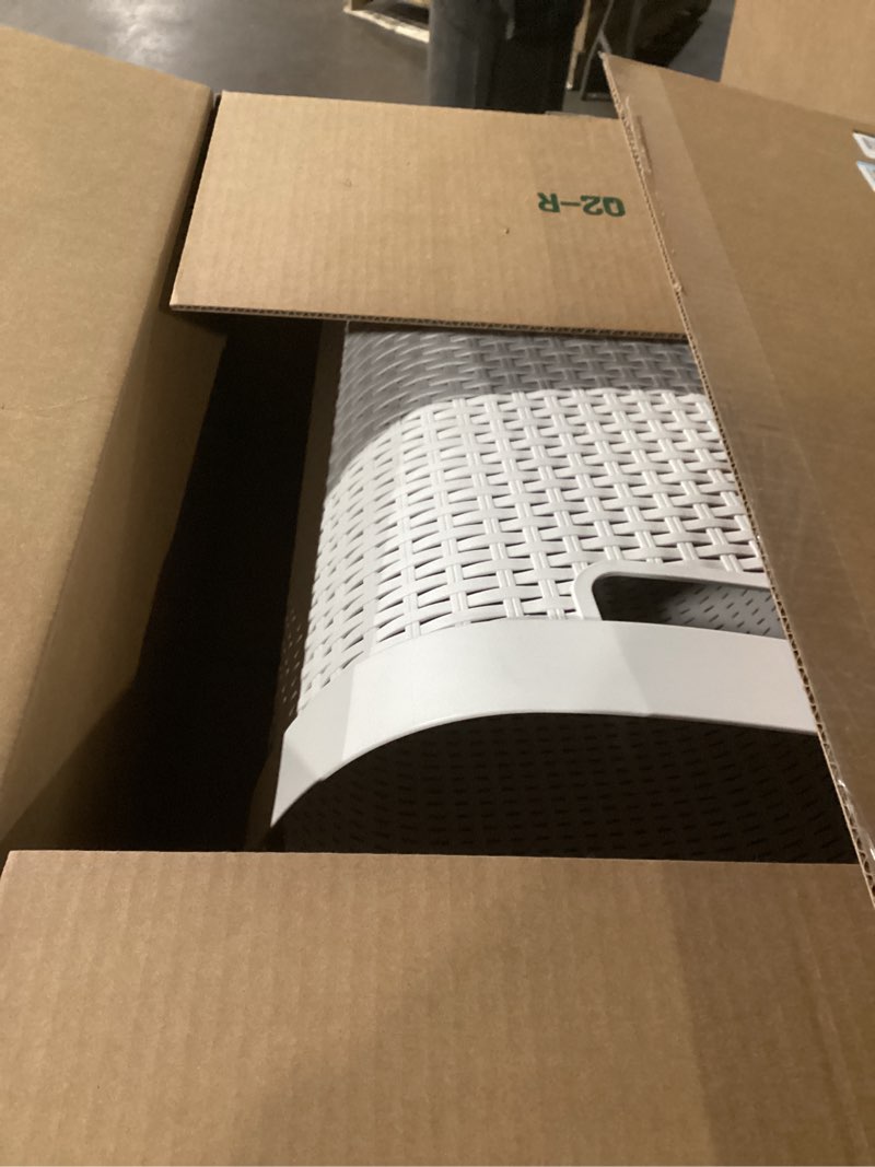 Condition photo showing Good Condition for Mind Reader Basket Collection, Mobile Laundry Hamper, 60 Liter (15kg/33lbs) Capacity, Cut Out Handle, Ventilated, Integrated Castor Wheels, 19.5"L x 14.75"W x 29.25"H, Ivory 60 Liter with Wheels Ivory Single