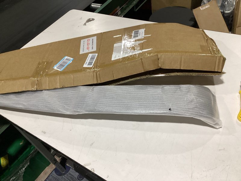 Condition photo showing Good Condition for m style rear window visor top wing roof spoiler deflector for 8th toyota camry le se xse xle hybrid 2018-2025, glossy black glossy black rear roof spoiler