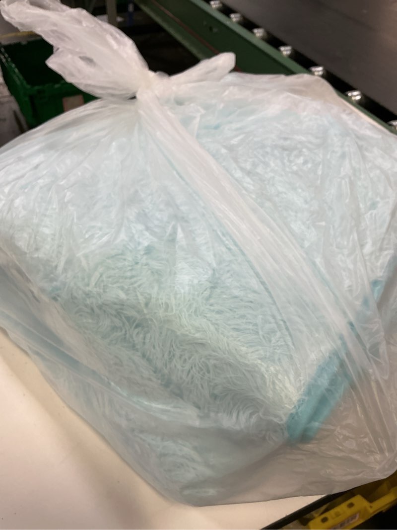 Condition photo showing Good Condition for ophanie light blue rug, boys 4x6 rugs for bedroom carpet nursery aesthetic, kids playroom area rugs for girls teen home decor, fluffy shag bedside floor living room carpet 4' x 6' (rectangular) light blue