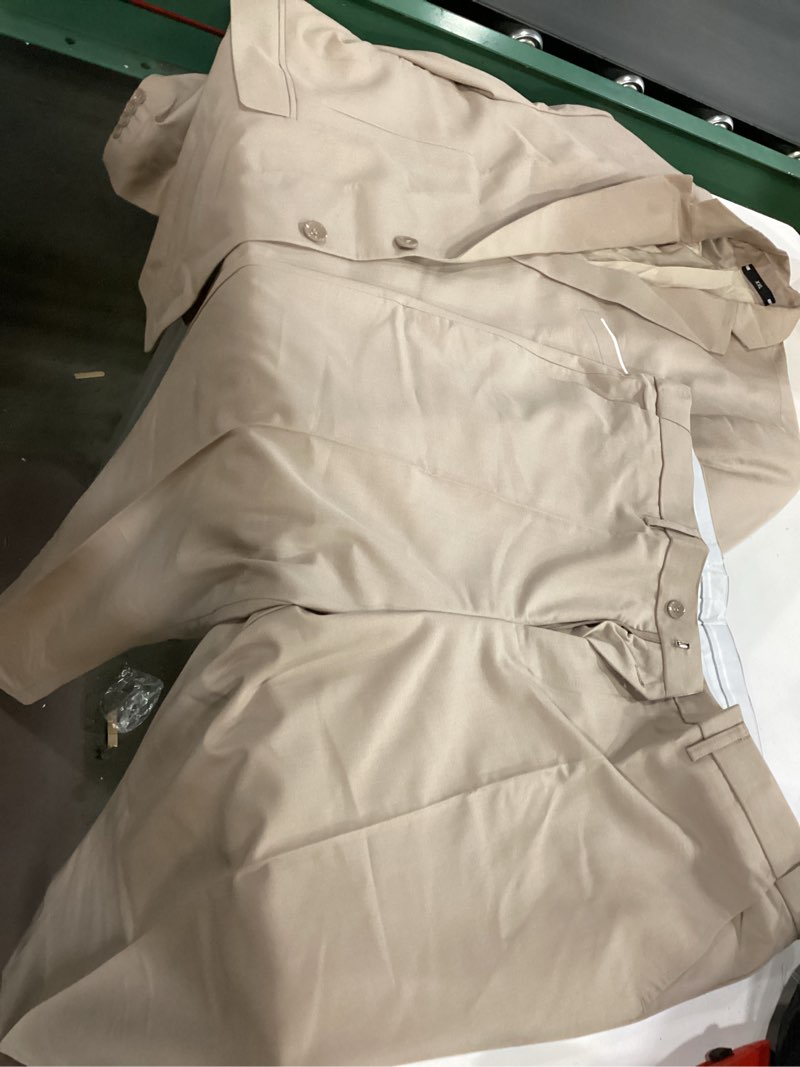 Condition photo showing Good Condition for (Similar) Men's Suit Slim Fit 2 Piece Wedding Dress Tux Suit Set Two Buttons Business Suits Blazer Jacket Vest Pants with Tie XX-Large Beige