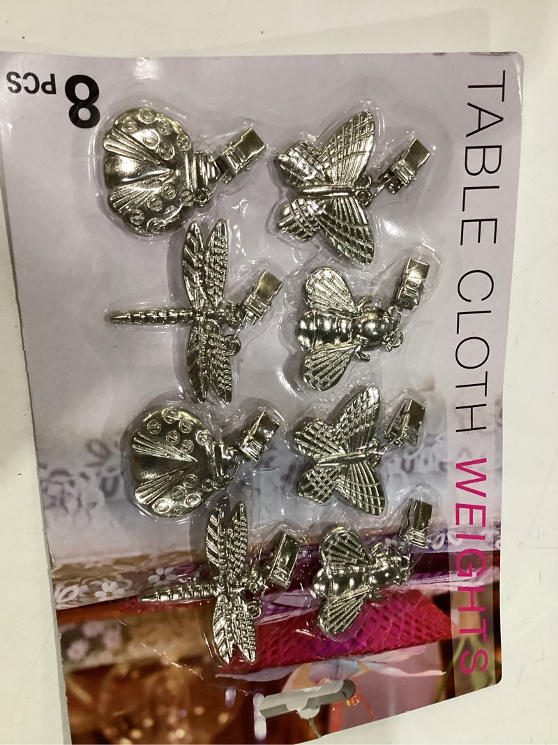 Condition photo showing New/Like New for bekith 8 pack tablecloth weights with metal table clip clamps for outdoor garden party picnic table covers