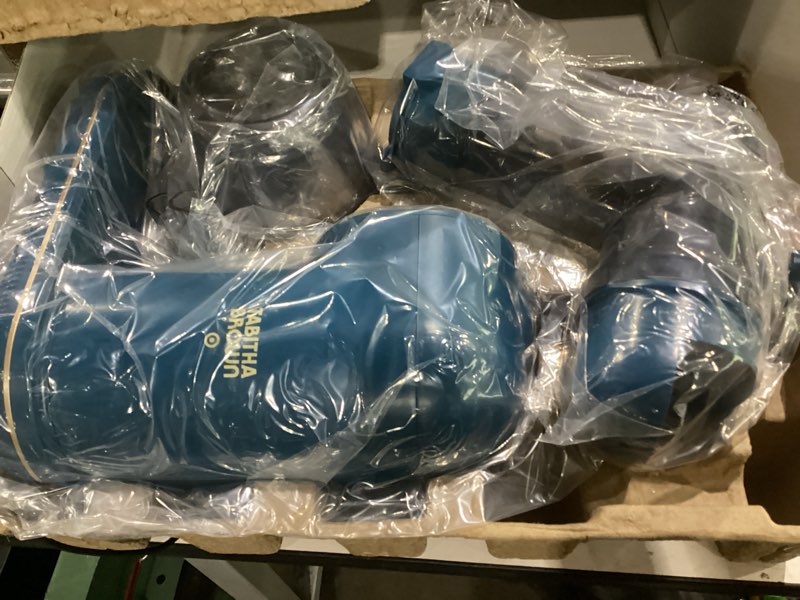 Condition photo showing New/Like New for electric masticating juicer dark teal blue - tabitha brown