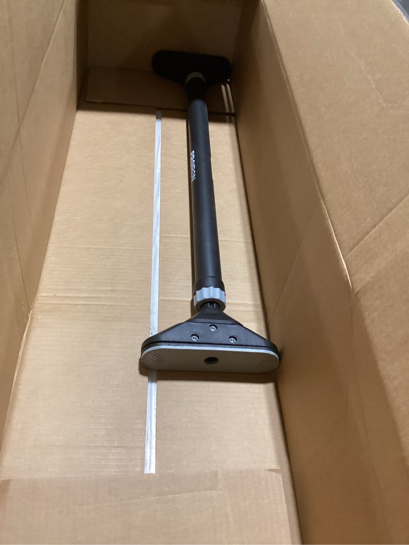 Condition photo showing Good Condition for proiron door pull up bar doorway frame chin up bar from 28.3in-38.2in,no screws,home gym upper body workout fitness equipment,exercise hanging bar portable,non-slip secure grip,440 lb