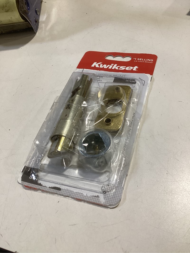 Condition photo showing Good Condition for kwikset bright brass gold steel door latch 1 pk