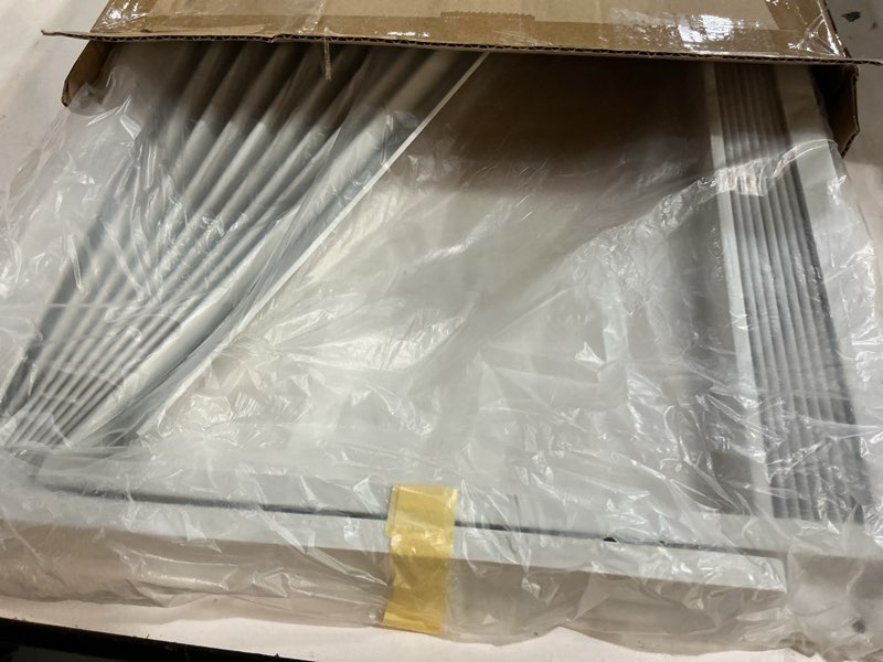 Condition photo showing Good Condition for lbg products window air conditioner side panel and frame set,ac accordion filler kit,fits most 12000btu window air conditioners,window ac side panels