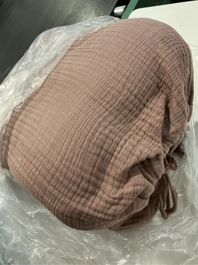 Condition photo showing Good Condition for organic cotton gauze duvet cover set, full/queen, fig