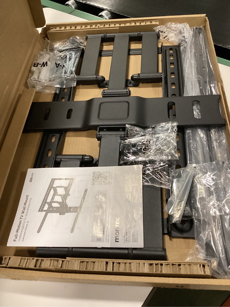 https://lotting-media.assets.bidfta.com/lotting_eabb1e16-7639-4545-aaed-a8cbe988eb17