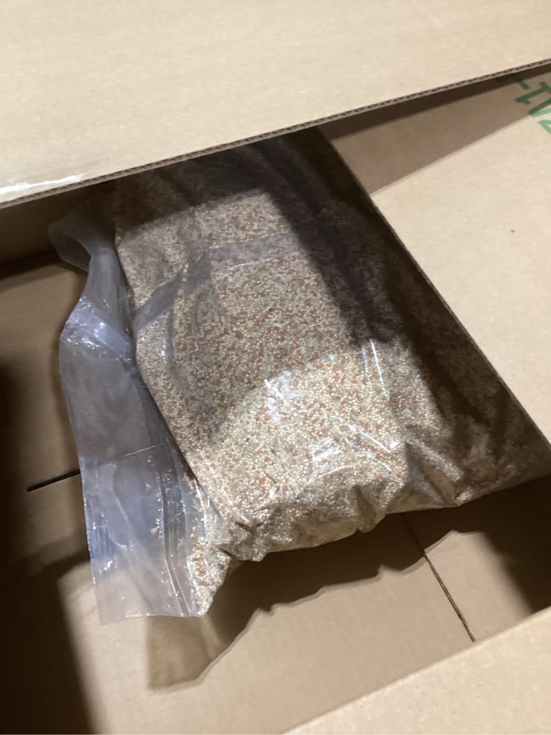 Condition photo showing New/Like New for Hagen Pigeon & Dove Seed Mix with White Millet Bird Seed – Complete Bird Food for Pigeons & Doves – Premium Dust-Free Seed Blend with Vitamins & Minerals 25 Pound (Pack of 1)