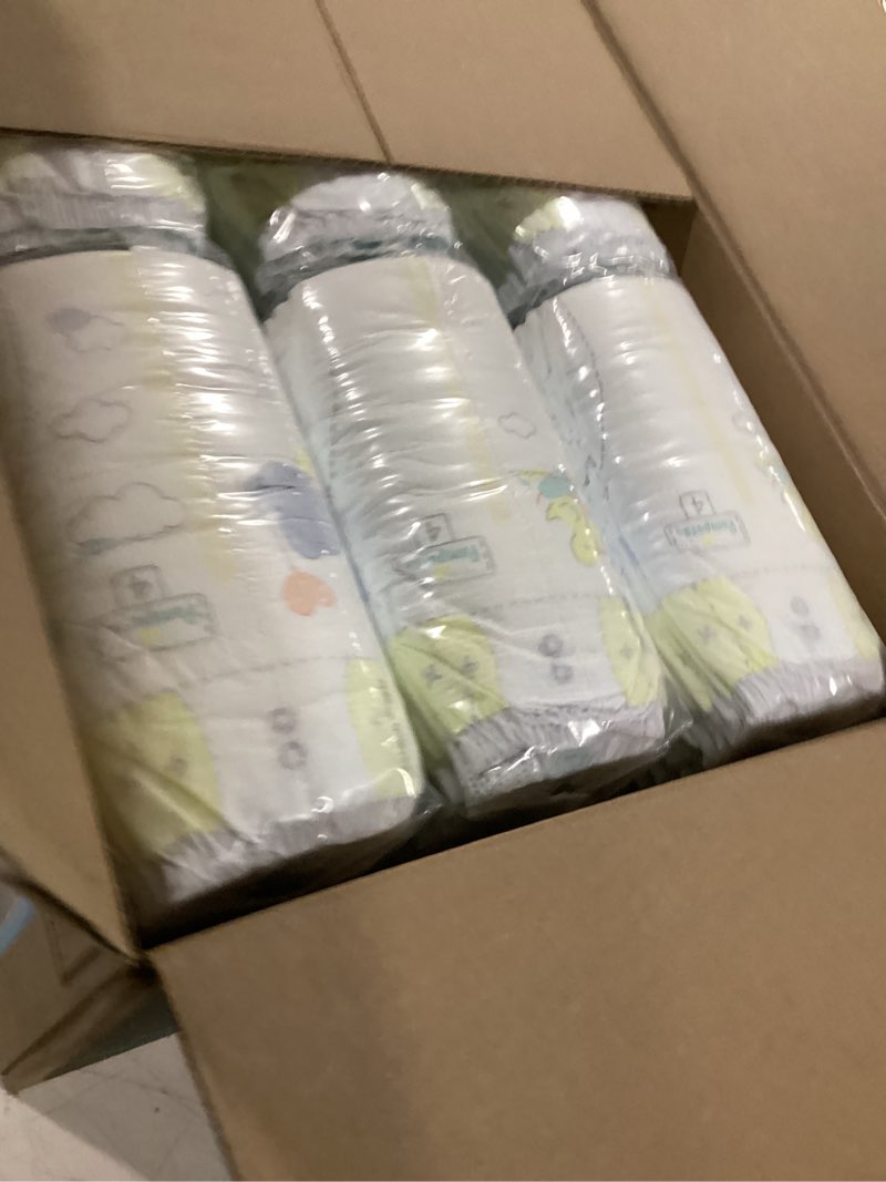 Condition photo showing New/Like New for pampers swaddlers diapers size 4  150 count (select for more options)