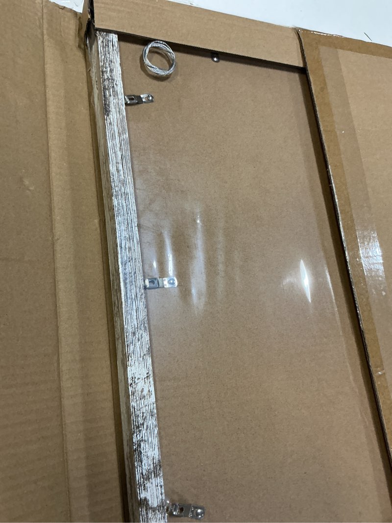 Condition photo showing Good Condition for Hongkee 16x20 Frames Set of 2, Distressed White Wood Style - Display 16 x 20 Picture without Mat or 