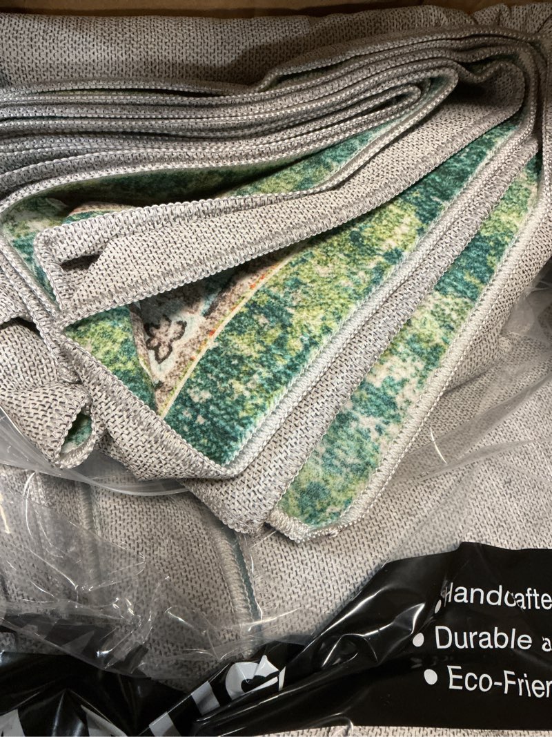 Condition photo showing Good Condition for zesthome 8x10 Area Rugs,Stain Resistant Washable Rug,Ultra-Thin Rugs for Living Room,Bedroom,Non-Slip Backing Home Decor Large Area Rug (Green,8'x10') Green 8' x 10' (Rectangular)