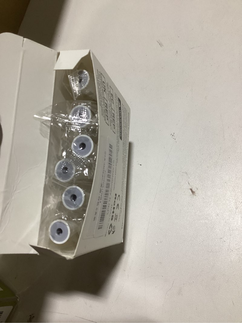 Condition photo showing Good Condition for 6 Pack Replacement Brush Heads Compatible with Oclean Electric Toothbrush Heads for Oclean Spark, Flow, X Pro, X Pro Elite, X Pro Digital, X Lite, X10, X Ultra, Air2, F1 (White)