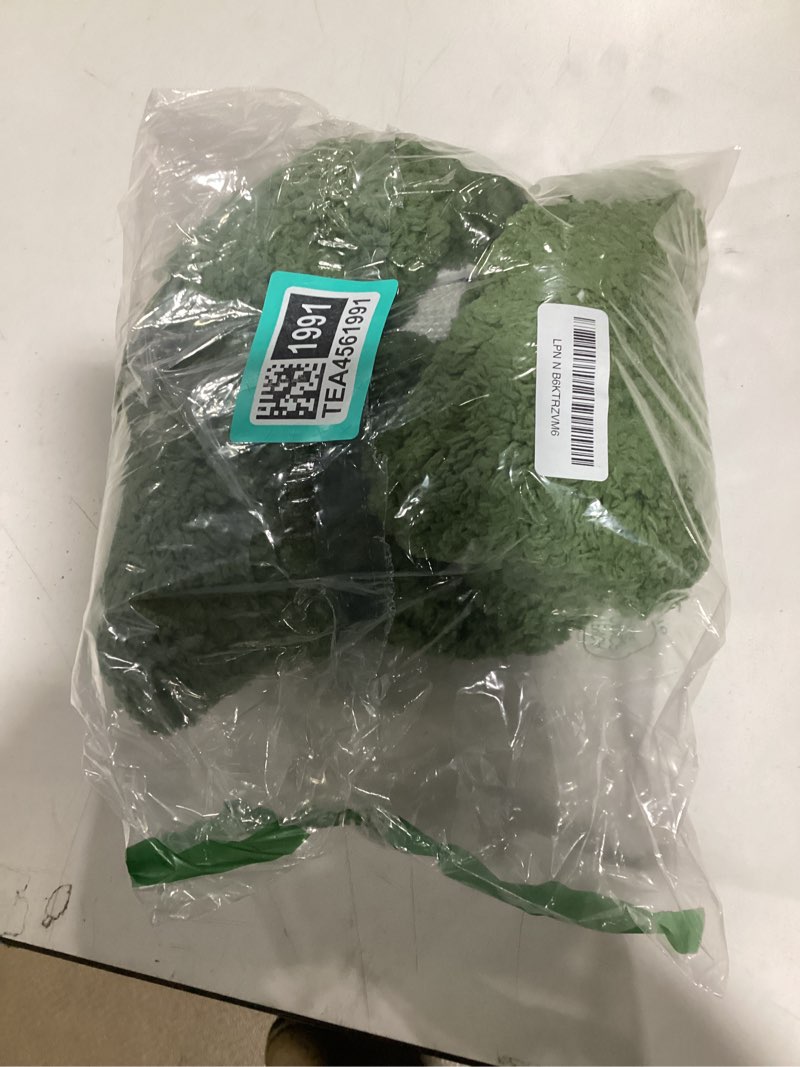 Condition photo showing Good Condition for microfiber elongated toilet seat cover 19.5"x 15" machine washable solid toilet lid cover adjustable rubber backing fits only 18-19.5"l x 14-16"w elongated toilet seat green 19"lids