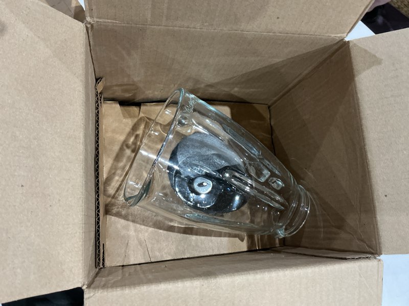 Condition photo showing As Is for oster® classic series 8-speed blender with 6-cup glass jar, gray