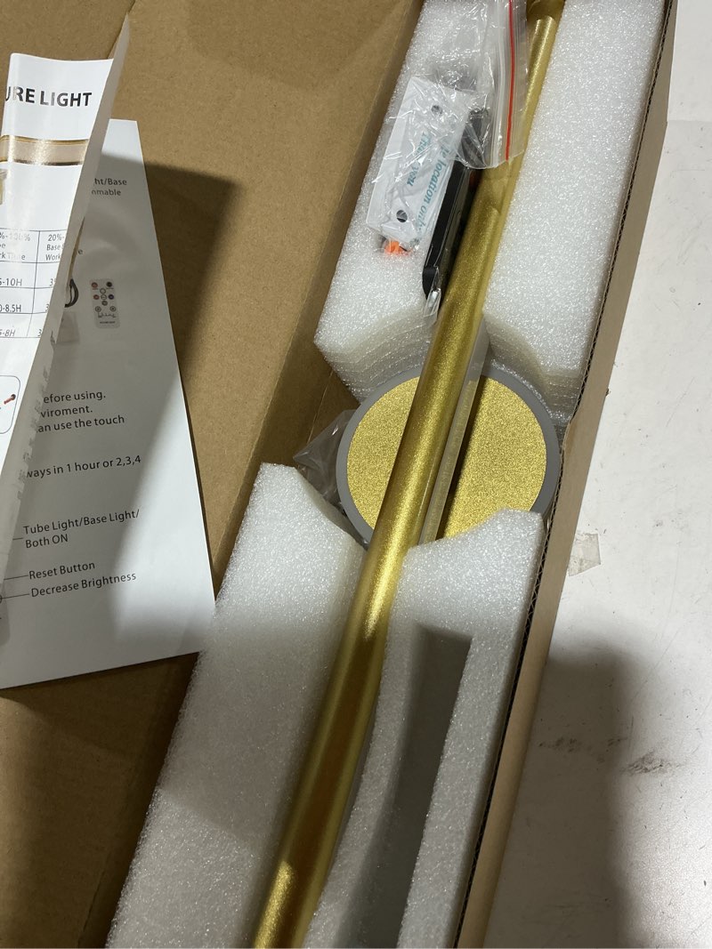 Condition photo showing Good Condition for picture light, 16inches picture frame light,5000mah battery operated picture light with remote,rechargeable picture lights for wall painting,gallery,artwork,portrait gold gold-painting 16 inches