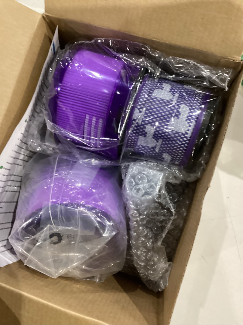 Condition photo showing Good Condition for V11 Click in Battery, Upgraded 7000mAh Capacity Extended Runtime 69mins for V11 V15 SV15 SV16 SV22 970425-01 Cordless Vacuum Cleaner Button Click-in Installtion Battery Replacement with 2 Fliters V11 V15 Click-in Type Battery