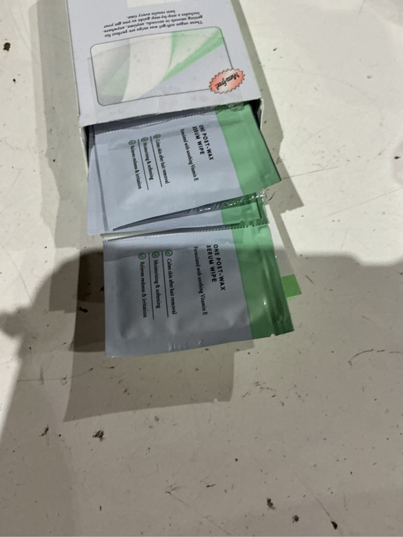 Condition photo showing Good Condition for billie wax kit - face & bikini - 32 wax strips - 6 post-wax serum wipes