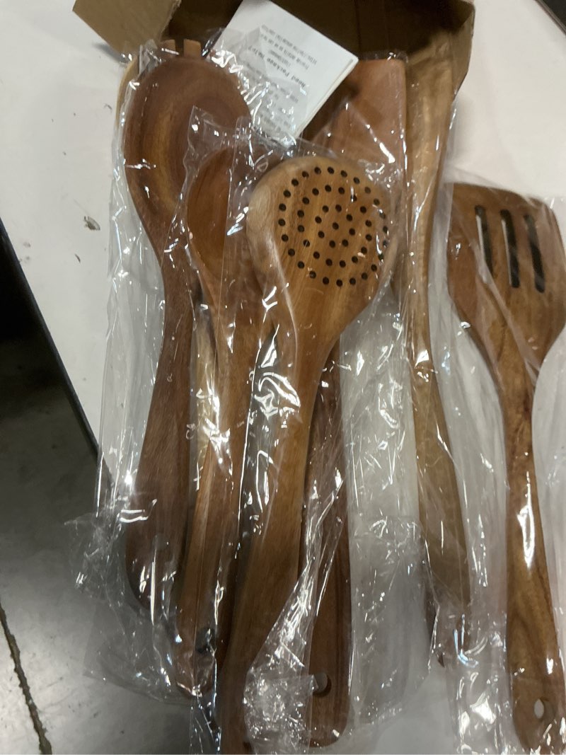 Condition photo showing Good Condition for KEJJRIUTN Wooden Kitchen Utensil Set, 9-Piece Cooking Tools with Holder and Spoon Rest, Wooden Spoon