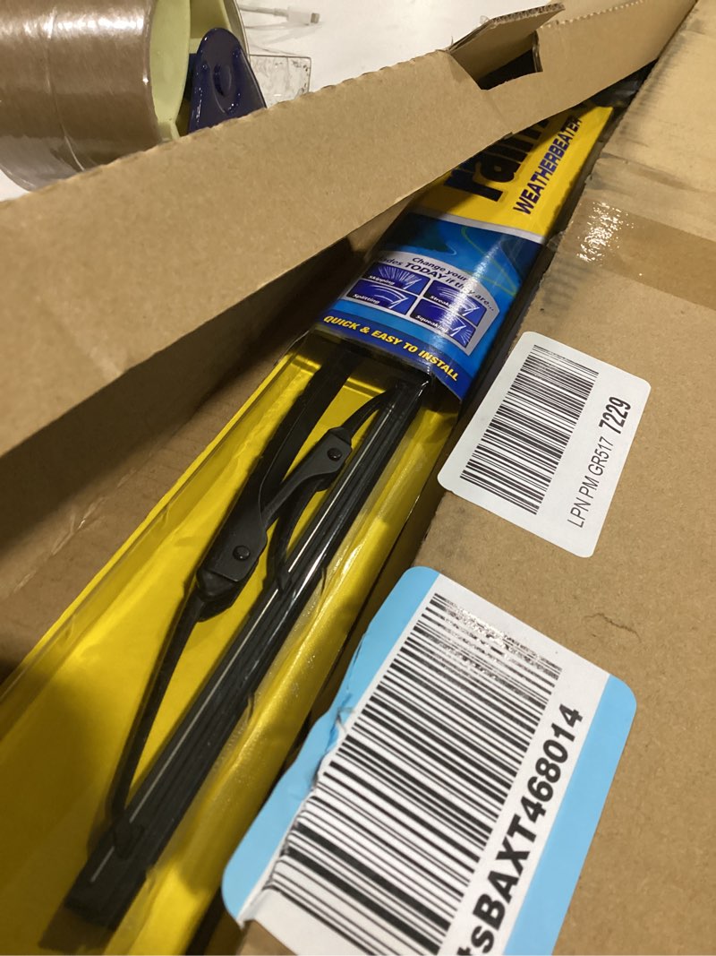Condition photo showing Good Condition for rain-x 820248 weatherbeater wiper blades, 26" and 17" windshield wipers (pack of 2), automotive replacement windshield wiper blades that meet or exceed oem quality and durability standards 26" and 17" pack of 2