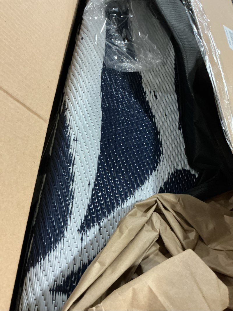 Condition photo showing Good Condition for olanly waterproof outdoor rug 9x12 ft, reversible outdoor plastic straw rug with leaf pattern, rv mat, indoor outdoor carpet for patio, camping, balcony, deck, backyard, navy & white navy blue & white 9' x 12' (rectangular)